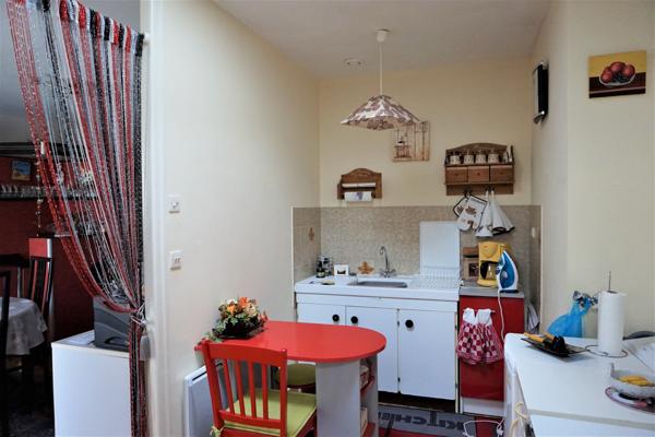 IMMEUBLE DE RAPPORT,