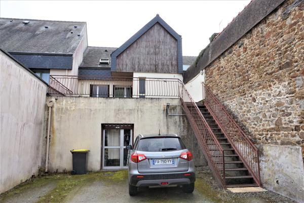 IMMEUBLE DE RAPPORT,