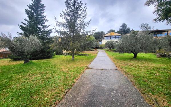 Maison à vendre    3 pièces •  Saint-Ambroix