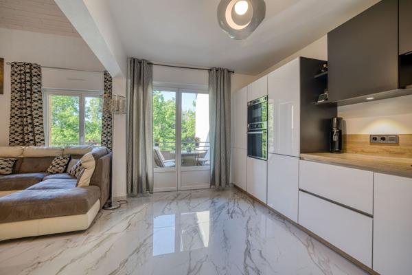Vente Appartement de luxe Annecy-le-Vieux 7 Pièces 154 m²