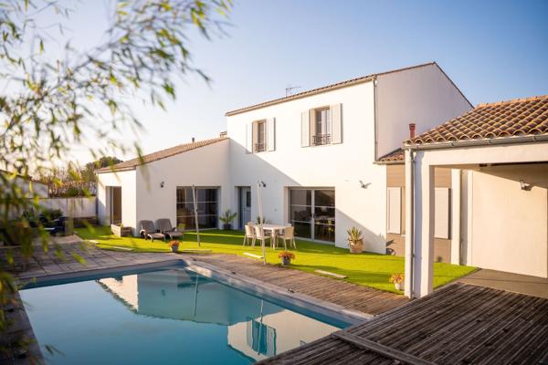 Vente Maison de luxe La Rochelle 6 Pièces 236 m²
