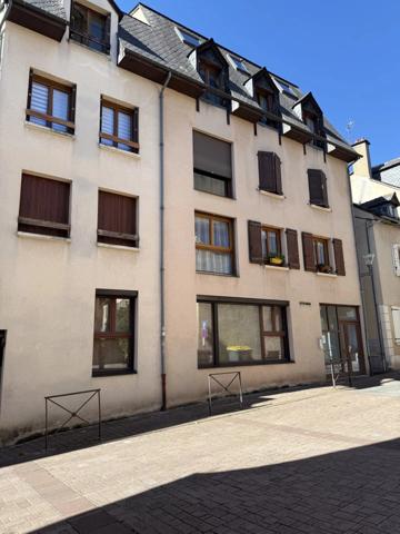 Location                                                      Appartement
                        
                     2 pièces                      38 m2                     à Rodez