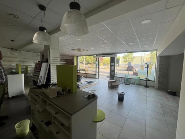 Bureau à louer à Olemps (12510)