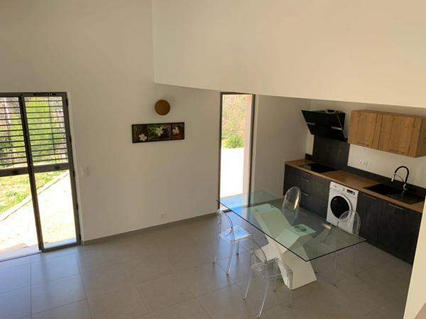 À vendre – Superbe propriété de 225 m² à Trets avec piscine, dépendance et grand terrain