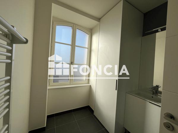 Location Appartement 3 pièces 71.1 m² - Le Mans 72000