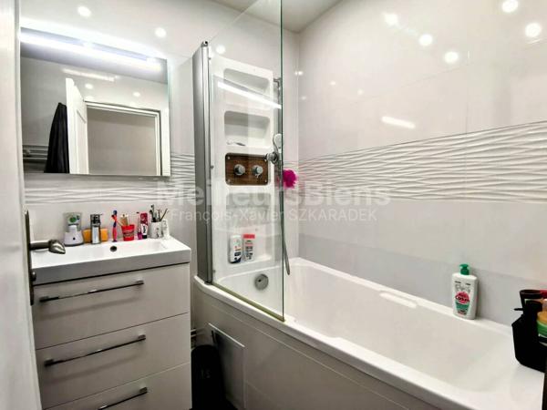 Magnifique appartement avec grand balcon