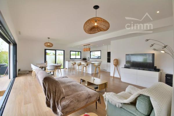 VENTE - MAGNIFIQUE VILLA 4 FACES AVEC PISCINE - ORTAFFA - 66560 - REGION OCCITANIE - PYRENNEES ORIENTALES