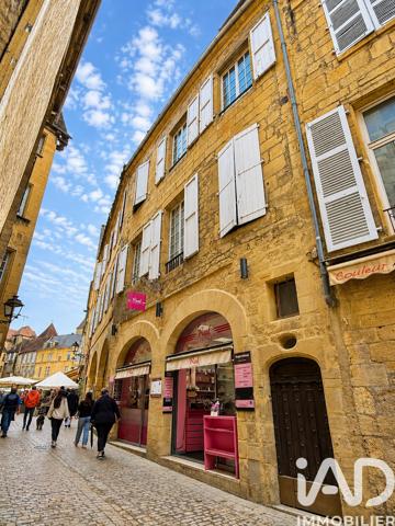 Immeuble à vendre 171 m² Sarlat-la-Canéda