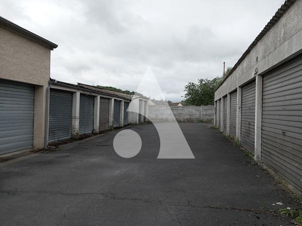 Parking / box 3 pièces 17 m2