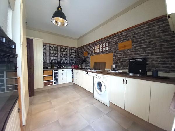 Maison 8 pièces 186 m2