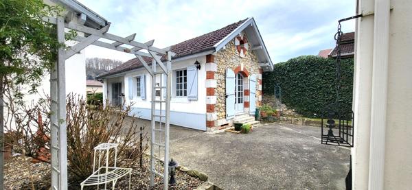 Maison 8 pièces 186 m2