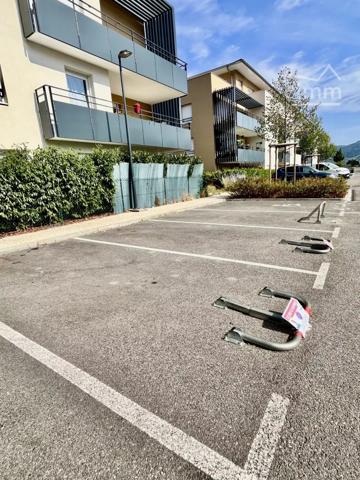 PLACE DE PARKING – IDÉAL INVESTISSEUR – SAINT-PIERRE-EN-FAUCIGNY