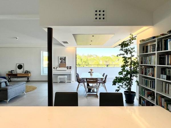BALMA – EXCEPTIONNEL ROOFTOP AVEC GRANDE TERRASSE, PISCINE PRIVÉE ET GARAGE ET 2 PARKINGS DOUBLE Balma (31130)