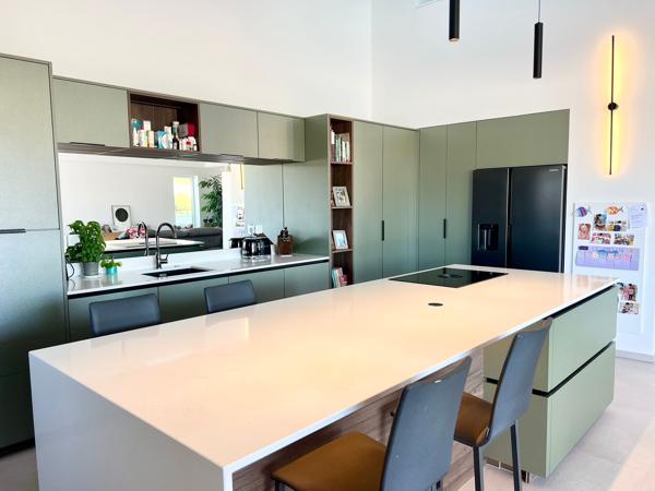 BALMA – EXCEPTIONNEL ROOFTOP AVEC GRANDE TERRASSE, PISCINE PRIVÉE ET GARAGE ET 2 PARKINGS DOUBLE Balma (31130)
