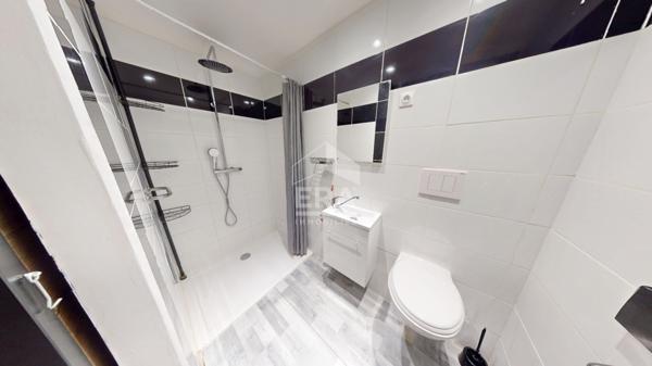 Maison Nantua 6 pièce(s) 200 m2