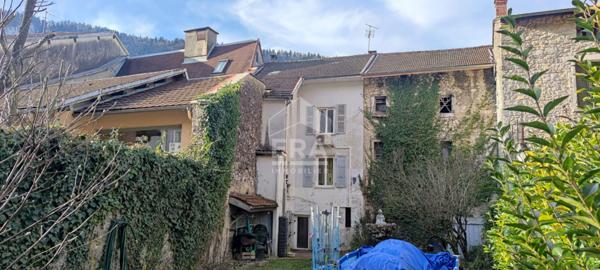 Maison Nantua 6 pièce(s) 200 m2