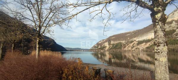 Maison Nantua 6 pièce(s) 200 m2