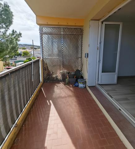 Fabregas T2 35 M² expo S/E + terrasse 8m² + PKG Privée