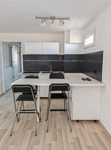 Fabregas T2 35 M² expo S/E + terrasse 8m² + PKG Privée