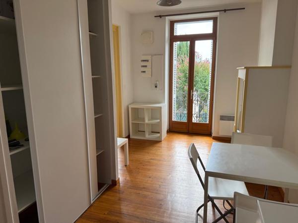 Appartement Bordeaux - 2 pièce(s) - 42.14 m2 , Bordeaux