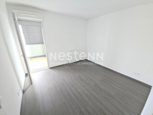 Appartement T2 toulouse 31200 lalande 37.36m² une place de parking en sous sol- terrasse