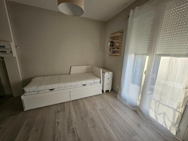 Appartement Le Sequestre 1 pièce(s) 17 m2 meublé