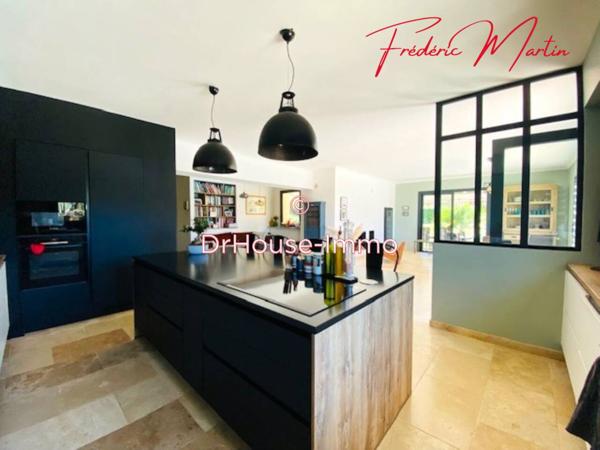 Maison à vendre 11 pièces de 360 m²