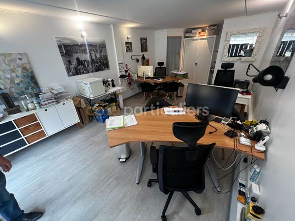 Vente Local commercial26 m² - 1 Pièce - POINTE A PITRE (97110)