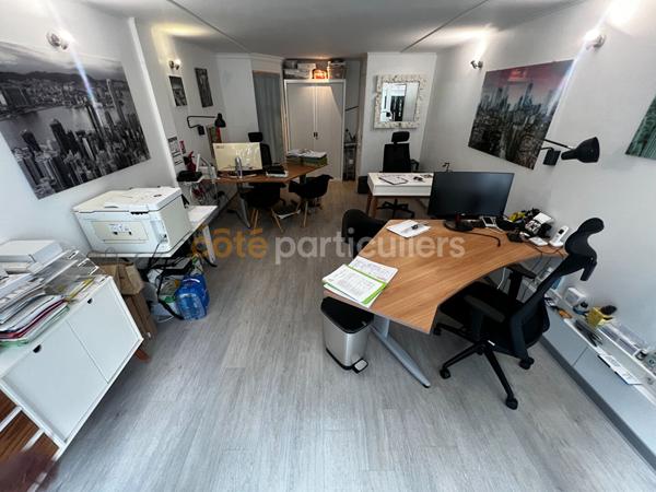 Vente Local commercial26 m² - 1 Pièce - POINTE A PITRE (97110)