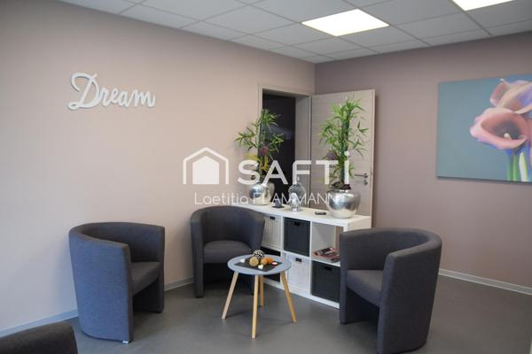 Local commercial récent, moderne, idéalement agencé.