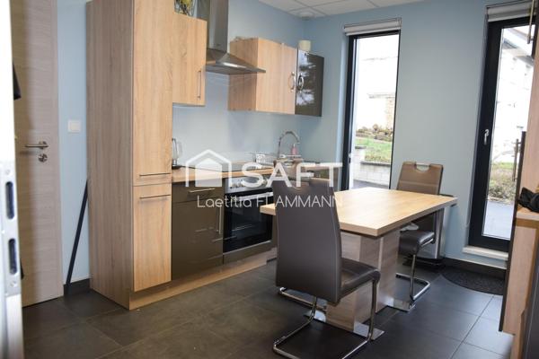 Local commercial récent, moderne, idéalement agencé.