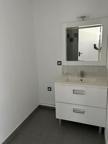 33450 MONTUSSAN - APPARTEMENT T3 AVEC BALCON ET PARKING