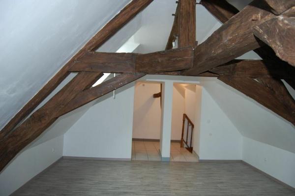 Appartement à louer    3 pièces •    Sancerre