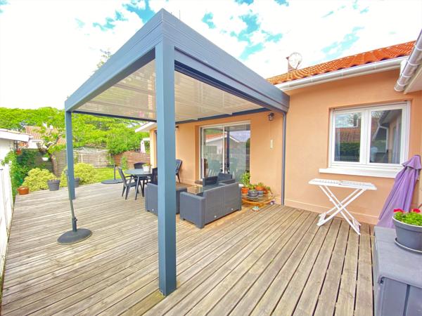 Très bel appartement en rez de jardin Coté bassin à Ares
