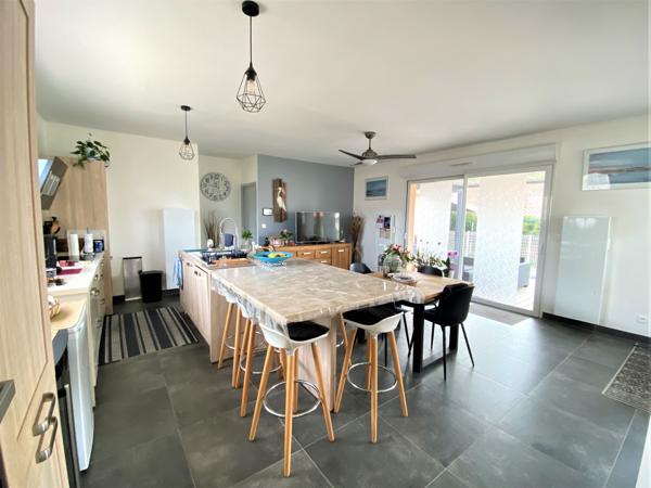 Très bel appartement en rez de jardin Coté bassin à Ares