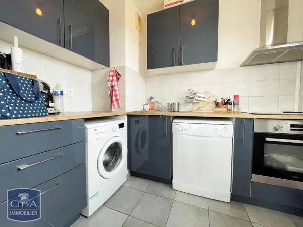 Appartement à louer 2 pièces 44.56m² Châteaurenard (13160)
