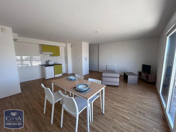 Appartement à louer 3 pièces 71.47m² Le Mans (72000)