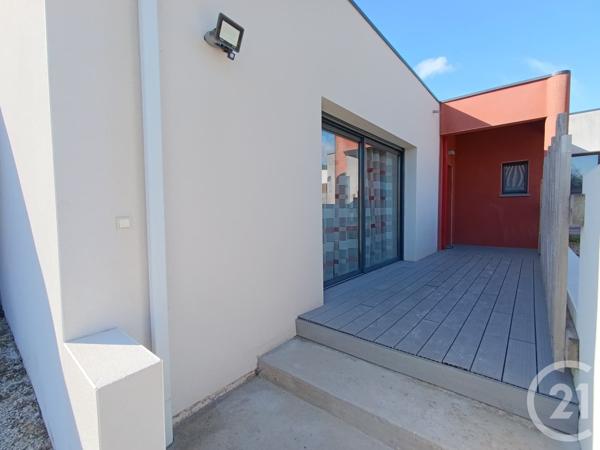 Maison à vendre  3 pièces - 90 m 2   LA ROCHELLE  - 17