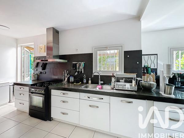 Maison à vendre 6 pièces 252 m² Saint-Pierre