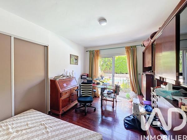 Maison à vendre 6 pièces 252 m² Saint-Pierre