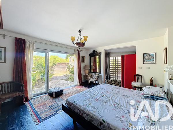 Maison à vendre 6 pièces 252 m² Saint-Pierre