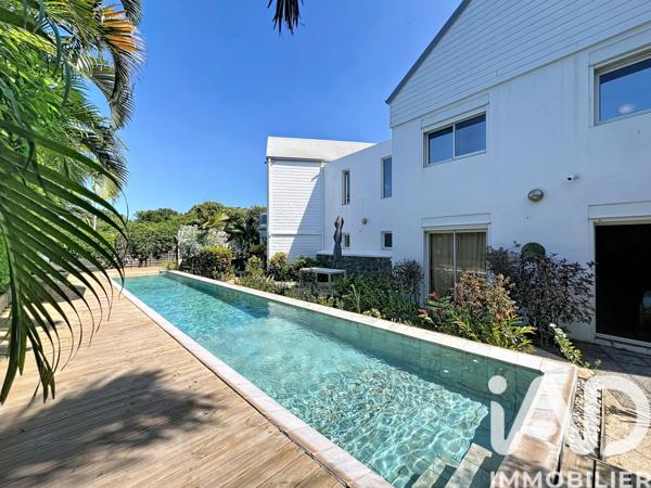 Maison à vendre 6 pièces 252 m² Saint-Pierre