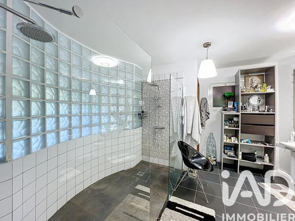 Maison à vendre 6 pièces 252 m² Saint-Pierre