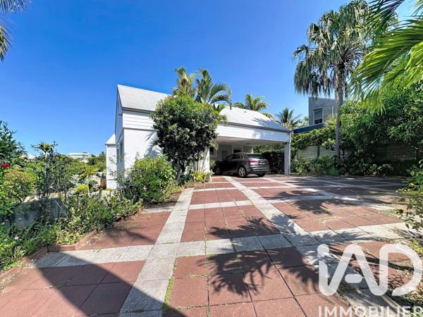 Maison à vendre 6 pièces 252 m² Saint-Pierre