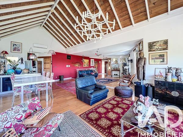Maison à vendre 6 pièces 252 m² Saint-Pierre