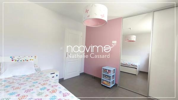 Maison plain-pied familiale de 142 m2 4 Chambres sur 1400 m2