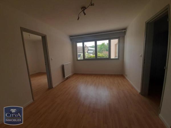 Appartement à louer 2 pièces 47.1m² Besançon (25000)