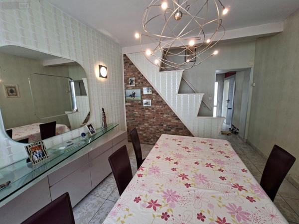 Maison de ville à vendre à Hautmont dans le Nord (59330), ref : 2233