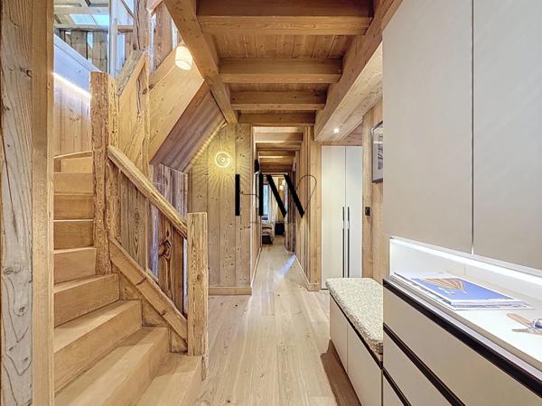 Bien d’exception à Megève – Appartement entièrement rénové avec vue panoramique et accès skis aux pieds