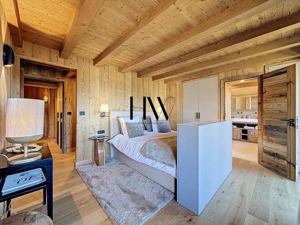 Bien d’exception à Megève – Appartement entièrement rénové avec vue panoramique et accès skis aux pieds